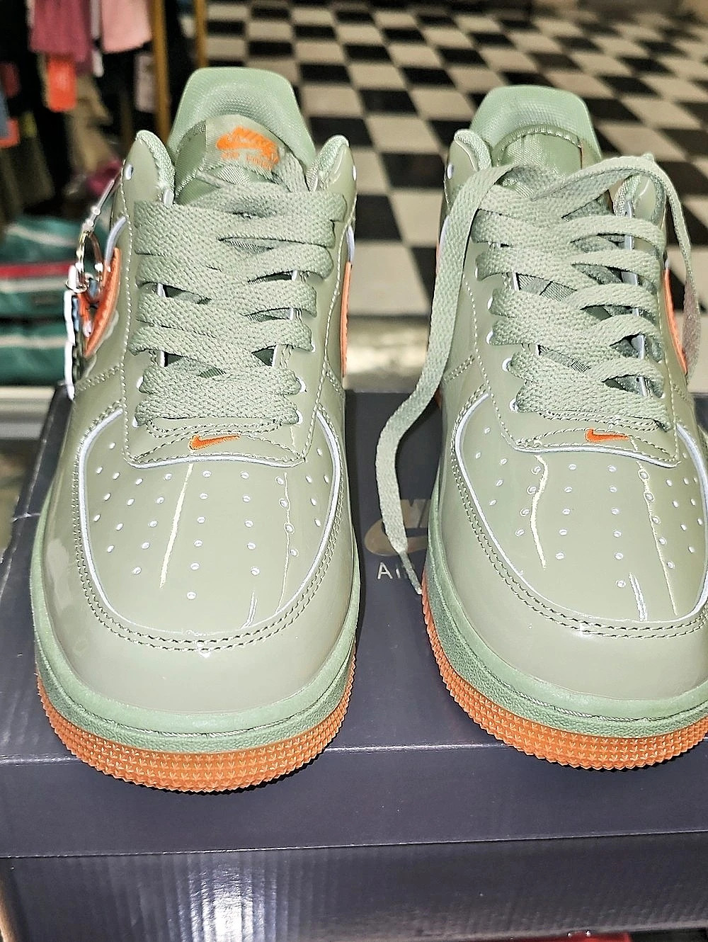 Nike Air Force 1 Low Sneakers Green & Orange Like New